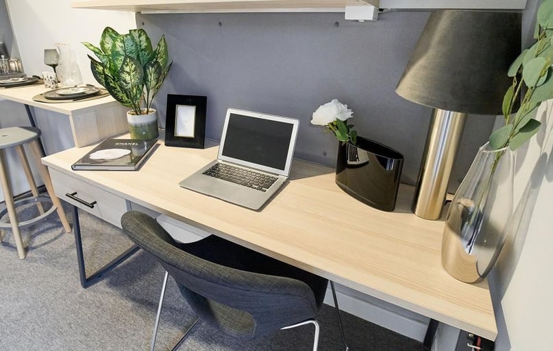 West Street, Devonshire Green, Sheffield - Image 1